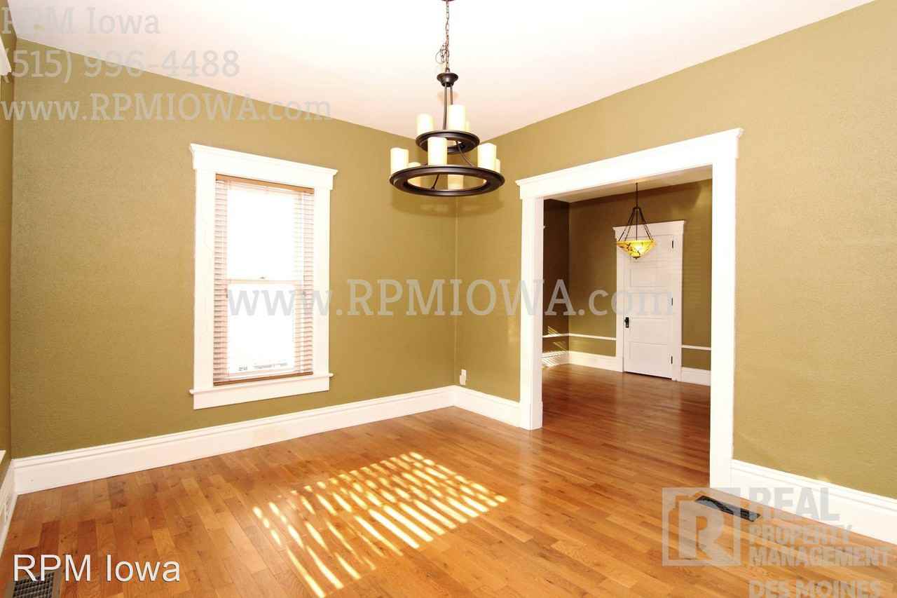 816 Des Moines St - Photo 3 of 14