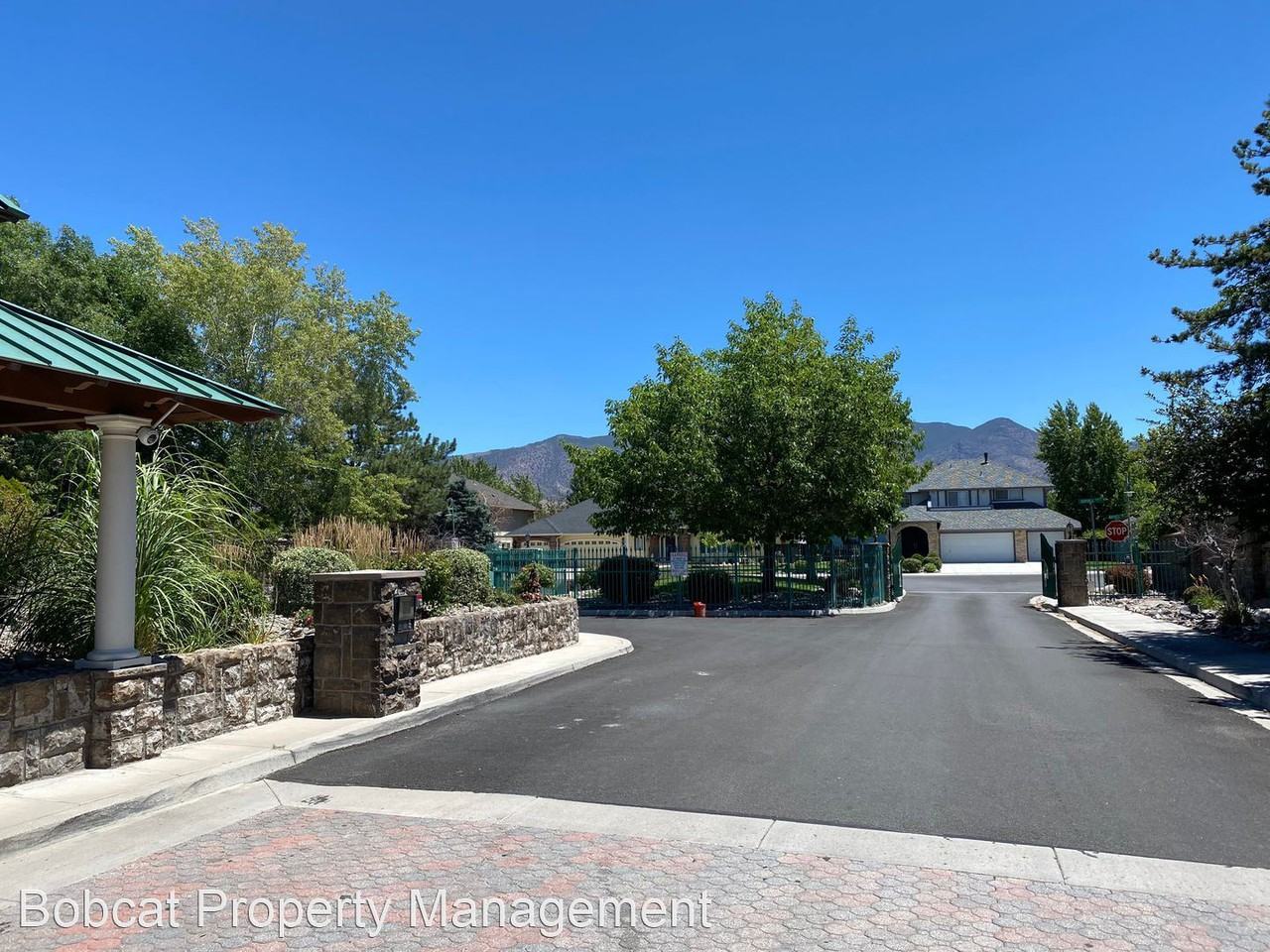 204 Spyglass Ct - Photo 2 of 39