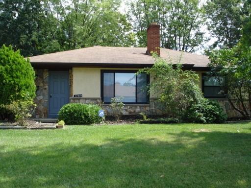 1194 St Cecelia Dr - Photo 2 of 30