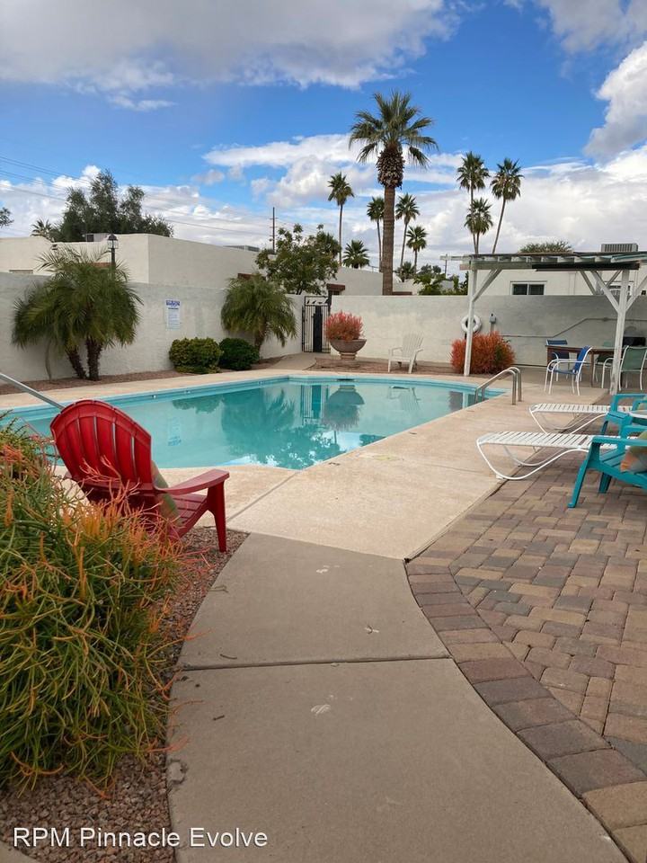 8010 E Oak St #001 - Photo 3 of 12