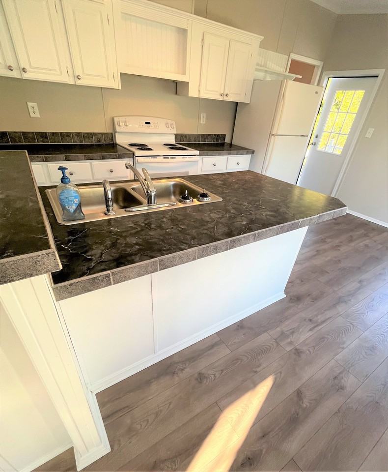 1955 Madre St - Photo 5 of 16