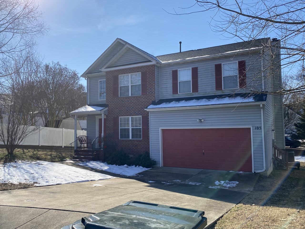 105 Trafalgar Ct - Photo 3 of 40