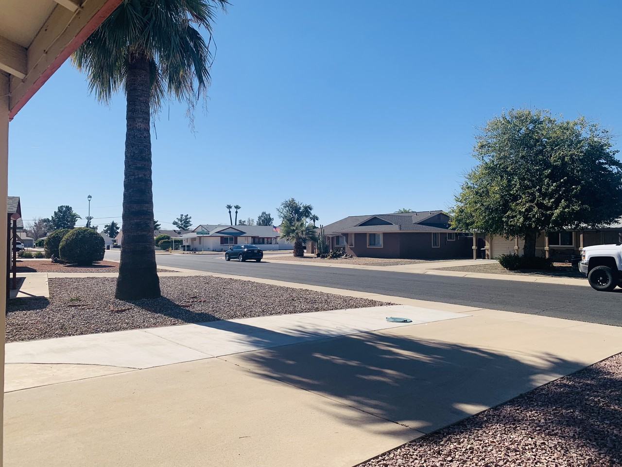 11433 N Hagen Dr - Photo 4 of 39