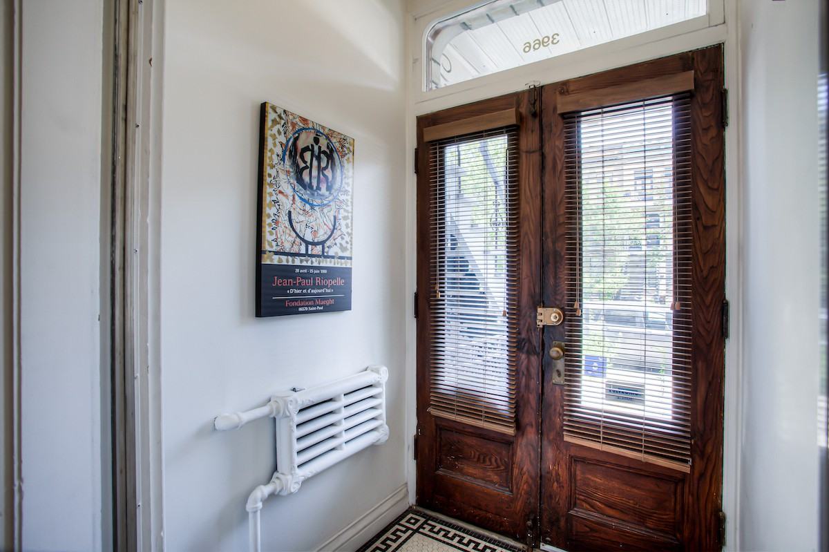 3966 Rue Saint-Hubert - Photo 2 of 18