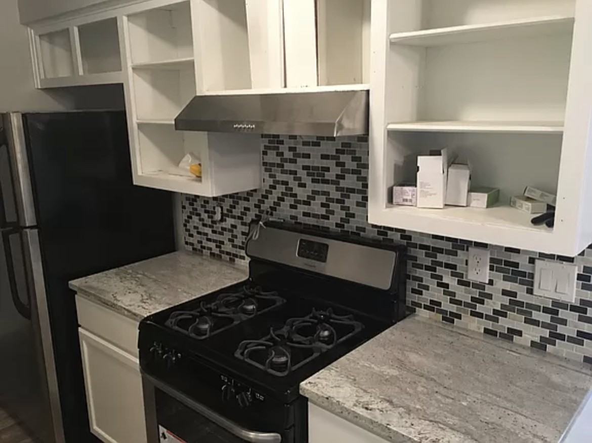 5011 Copperbend Blvd #B - Photo 5 of 9