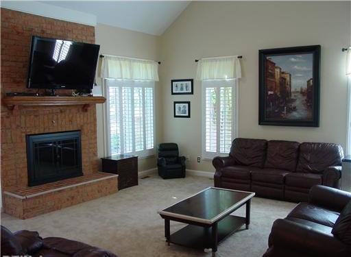 1236 Barn Brook Rd - Photo 3 of 9