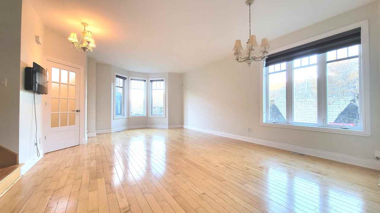 387 Rue Khalil-Gibran - Photo 2 of 17