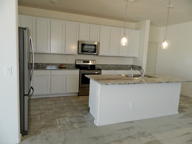 15408 W Edgemont Ave - Photo 4 of 26