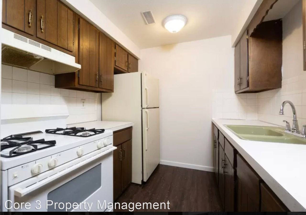 N Lincoln - Photo 3 of 4