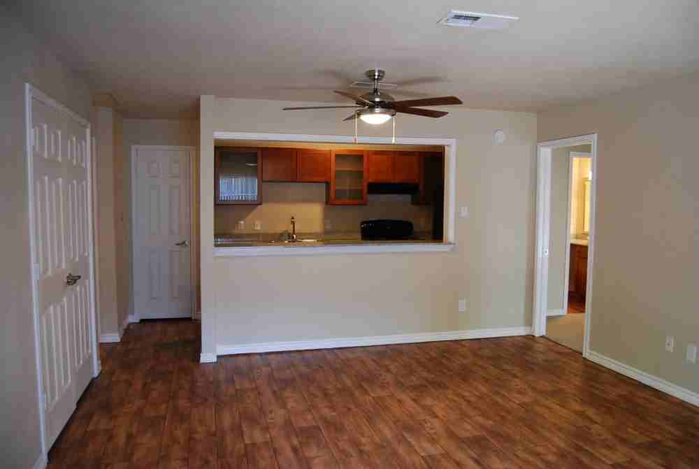 N Belt Line Rd #986e