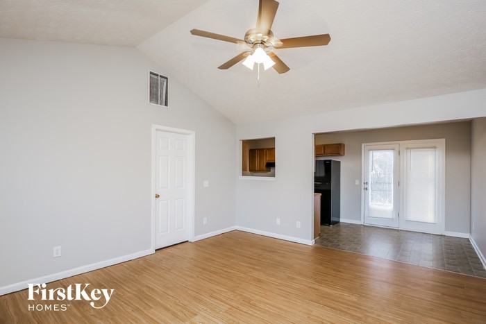 5449 Bethel Rd - Photo 3 of 15