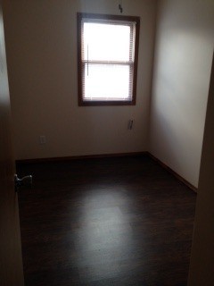 1032 Eastview Dr - Photo 3 of 7