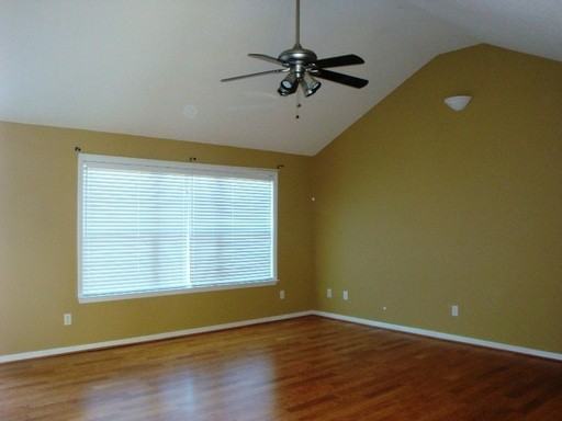 38 Oak St - Photo 3 of 22