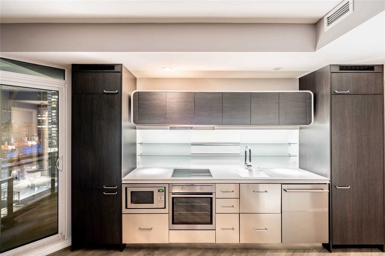 45 Charles Street East #2102