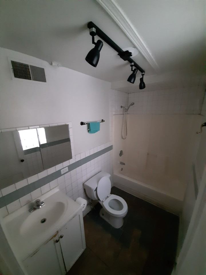 4945 North Central Avenue - Photo 3 of 12