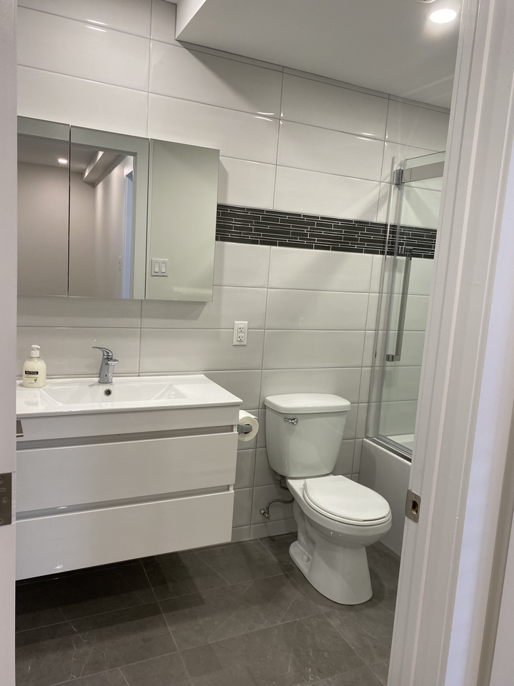 2189a Rue Gervais #A - Photo 4 of 9