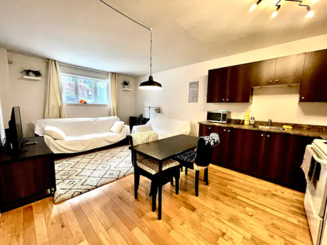 365 Rue Sainte-Marguerite ##101 - Photo 2 of 17