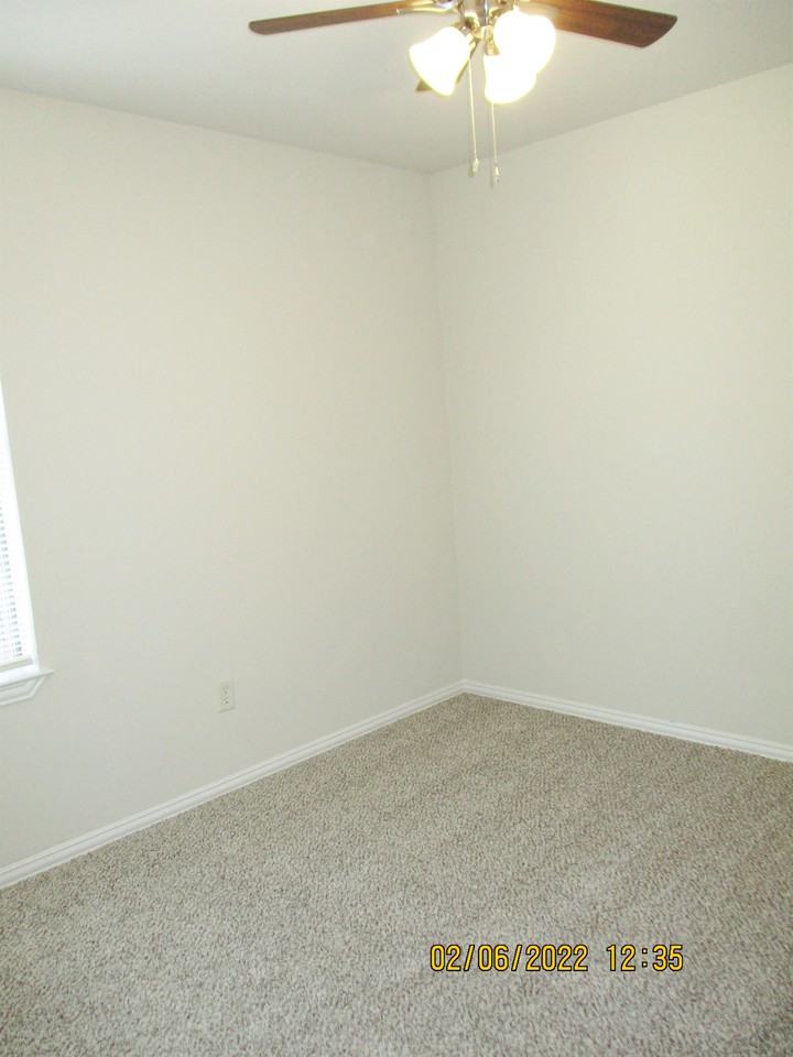 11901 Metmora Ct #11901 - Photo 5 of 12