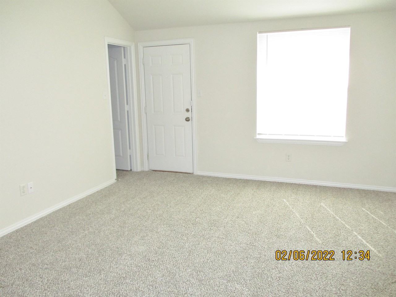 11901 Metmora Ct #11901 - Photo 7 of 12