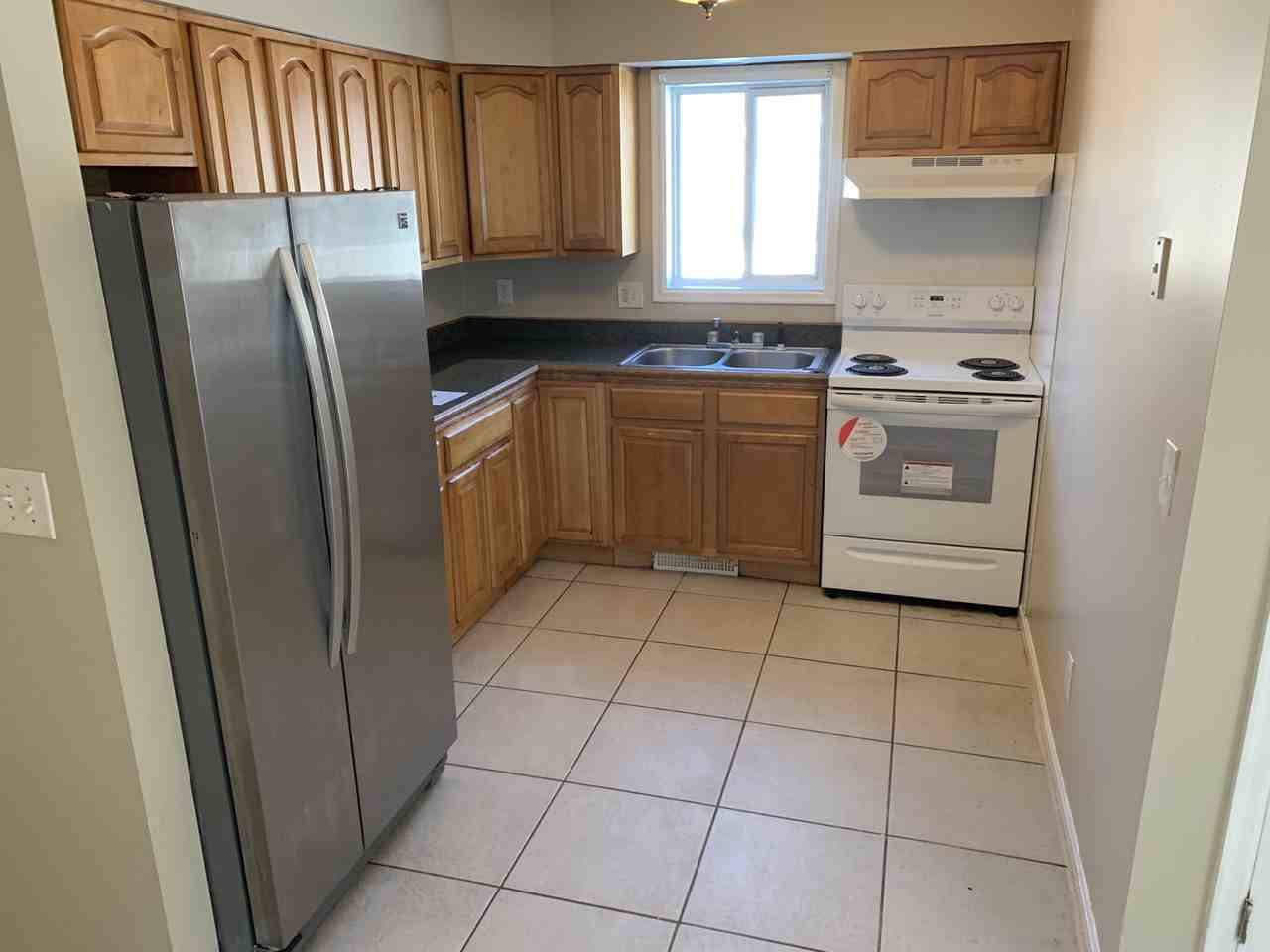 1427 Morgan Ave N #0 - Photo 5 of 10