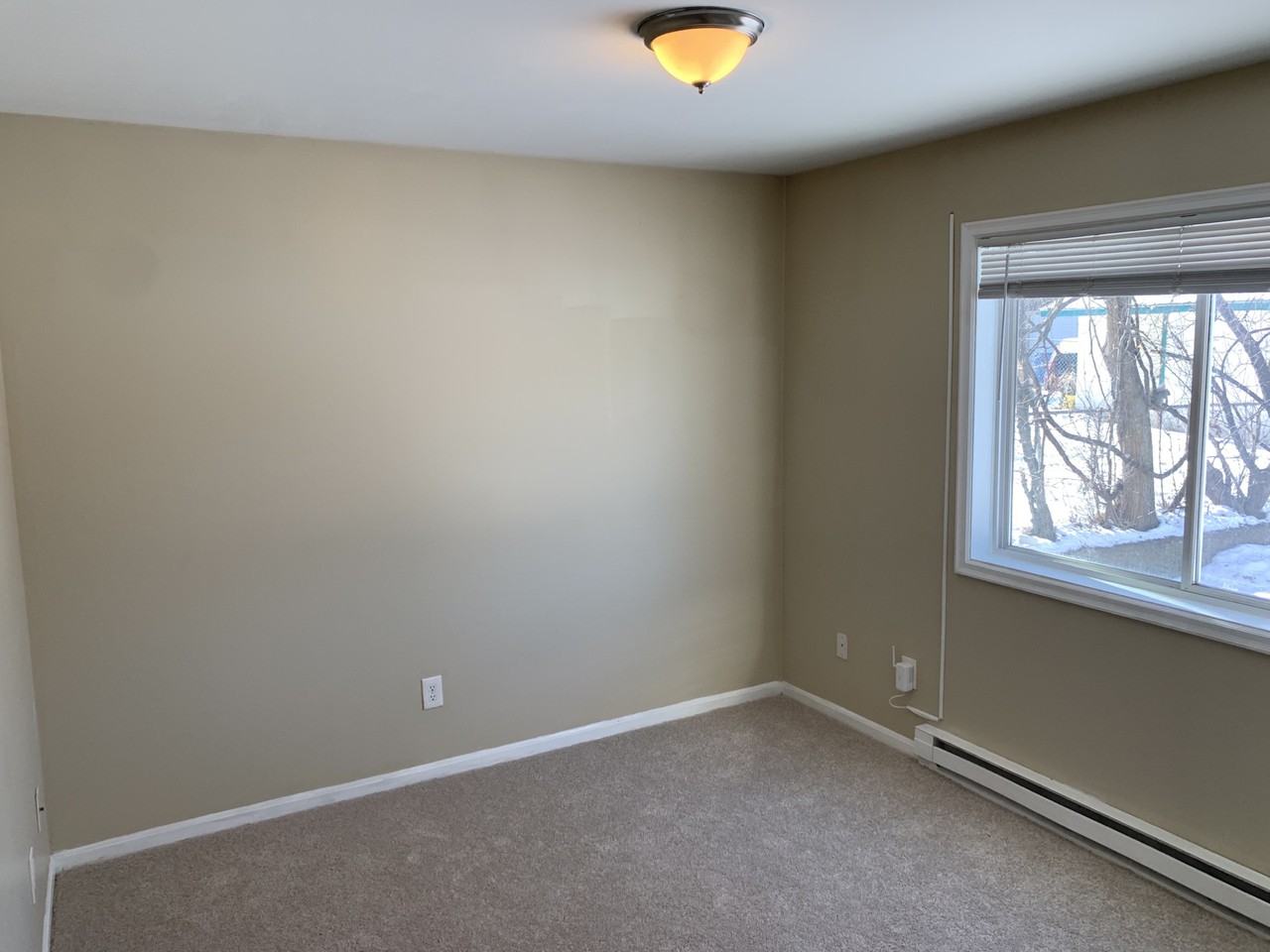 1427 Morgan Ave N #0 - Photo 7 of 10