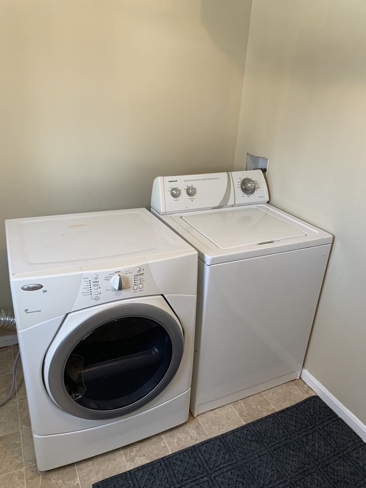 1427 Morgan Ave N #0 - Photo 4 of 10