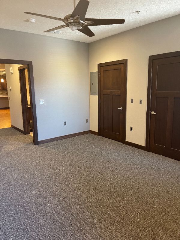 128 South Santa Fe Avenue - Photo 6 of 8