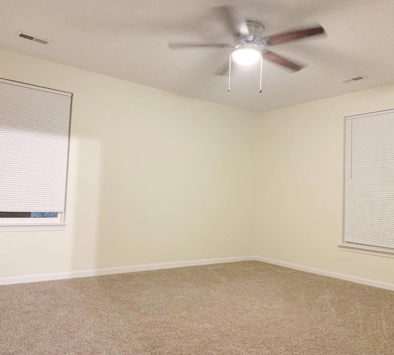 1359 Heatherwood Ln #1