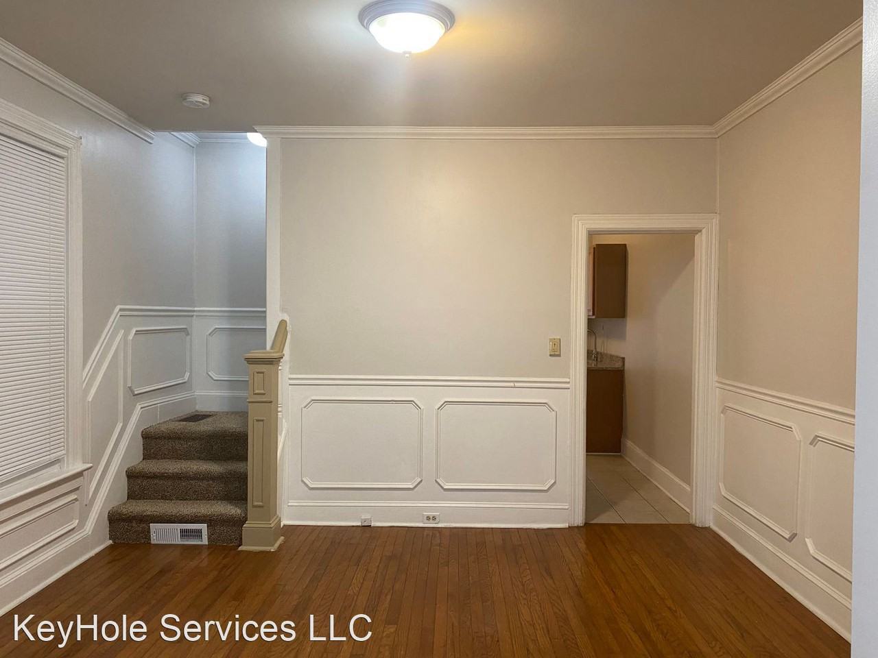 443 N Mulberry St - Photo 3 of 18