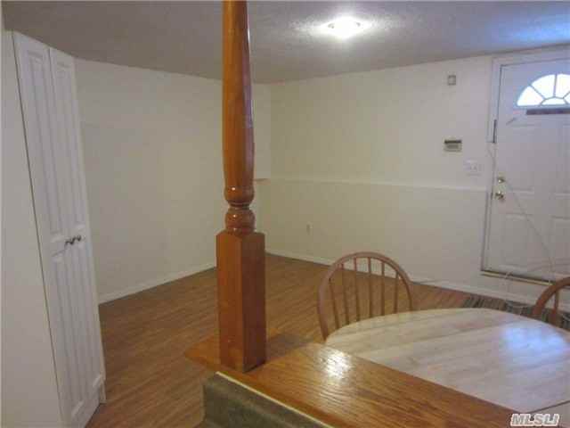 552 Atlantic Ave - Photo 3 of 9