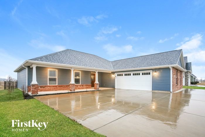 900 Foxglove Ct - Photo 2 of 15