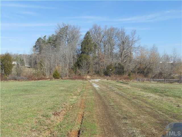 33 Crystal Lake Dr - Photo 2 of 6