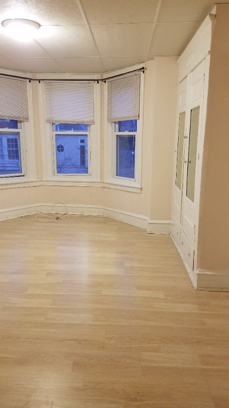 19 W Abington Ave #2ndFL - Photo 4 of 22