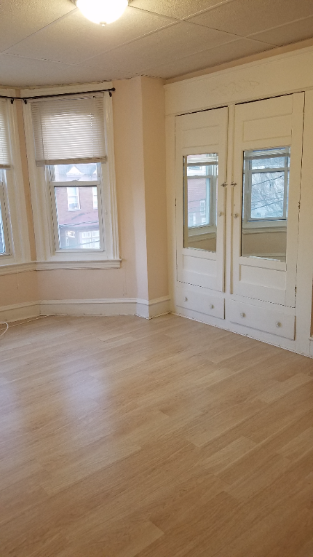 19 W Abington Ave #2ndFL - Photo 6 of 22