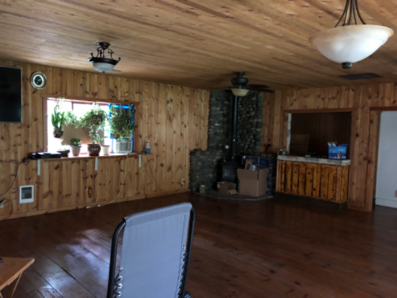 18601 35th Ave Ne - Photo 2 of 9