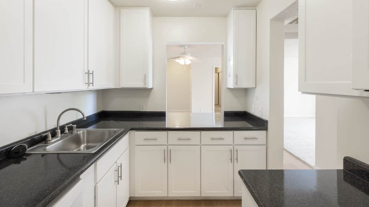 West 5th - Photo 4 of 17