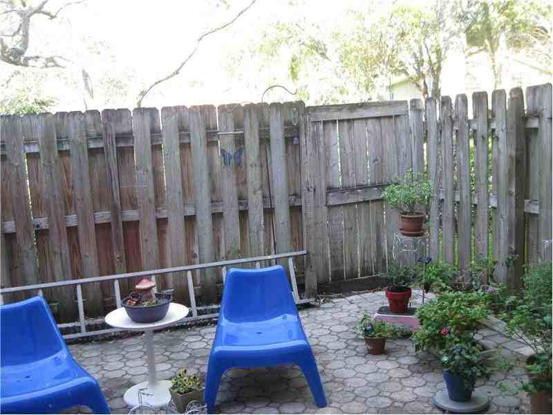 7 Chestnut Cir - Photo 2 of 19