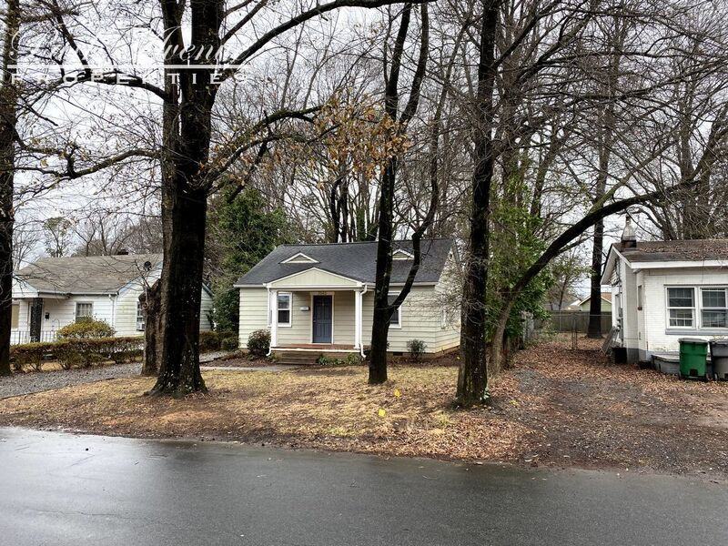 2543 Pinckney Ave - Photo 3 of 30
