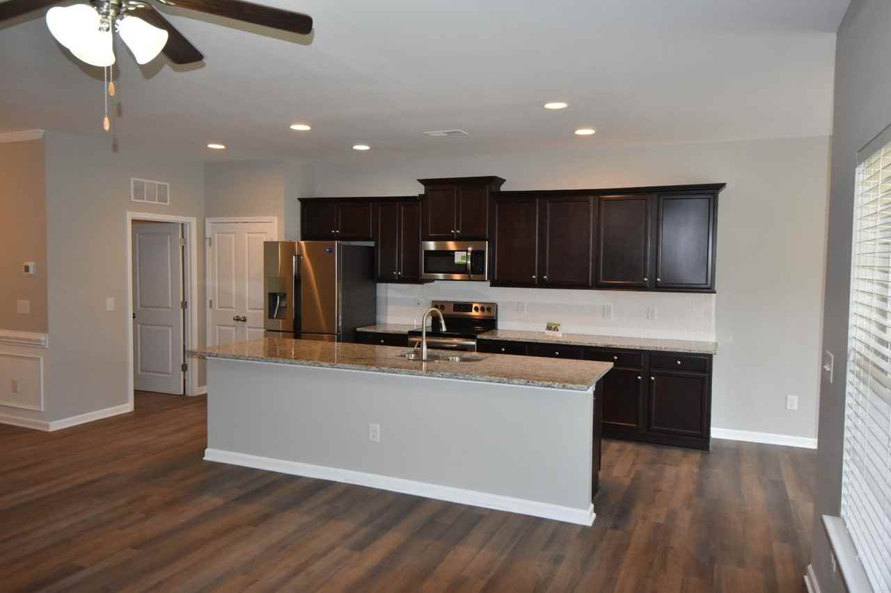 229 Solstice Dr - Photo 3 of 10