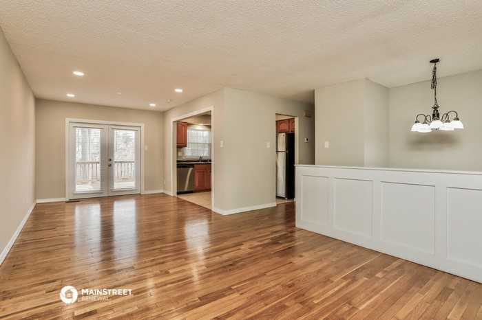 520 Forest Run Dr - Photo 3 of 17