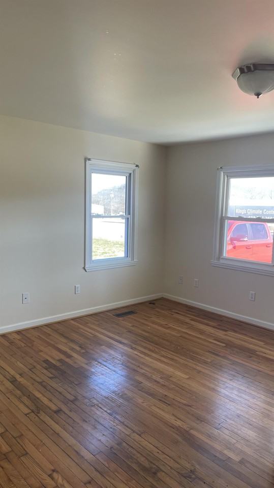 1430 Tennessee Ave #1 - Photo 7 of 8