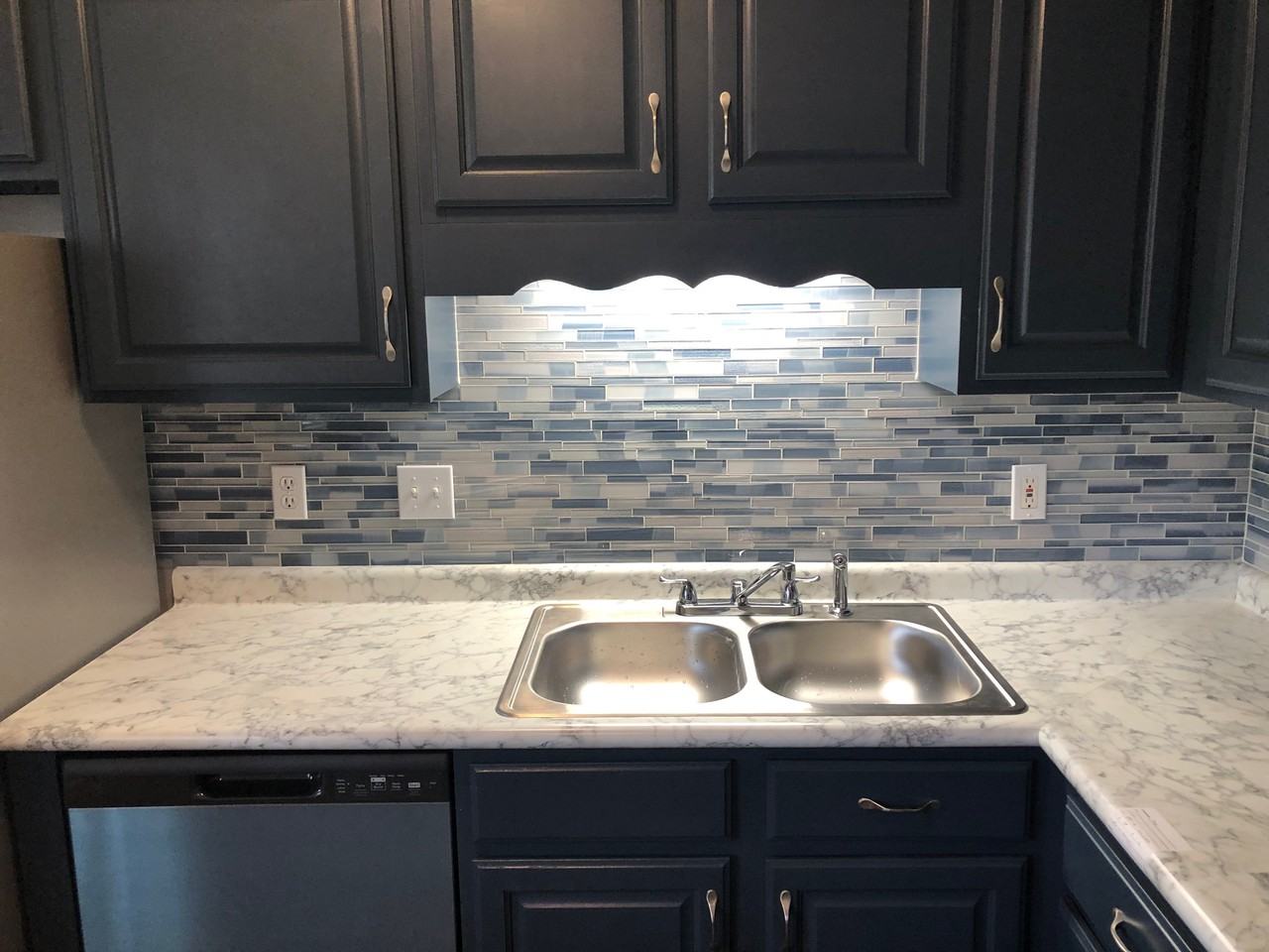 1563 Coombs Dr #1 - Photo 5 of 12