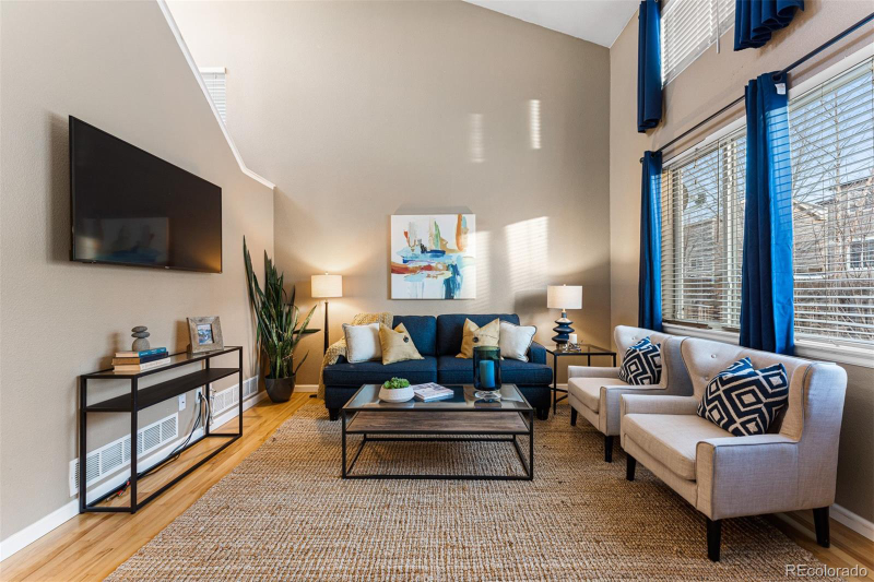 5798 Shenandoah Ave - Photo 7 of 26