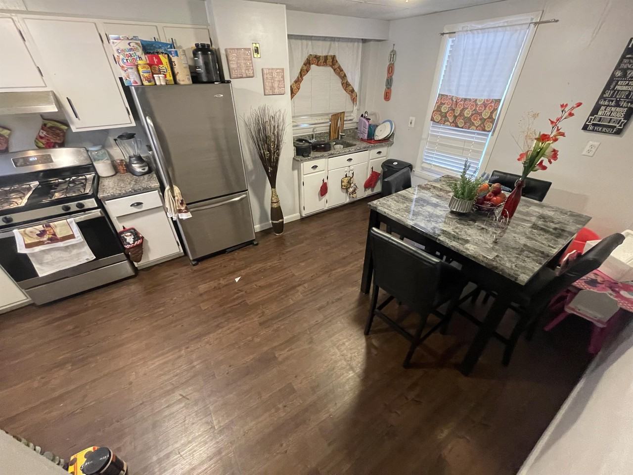 963 Winthrop Ave #1 - Photo 7 of 7