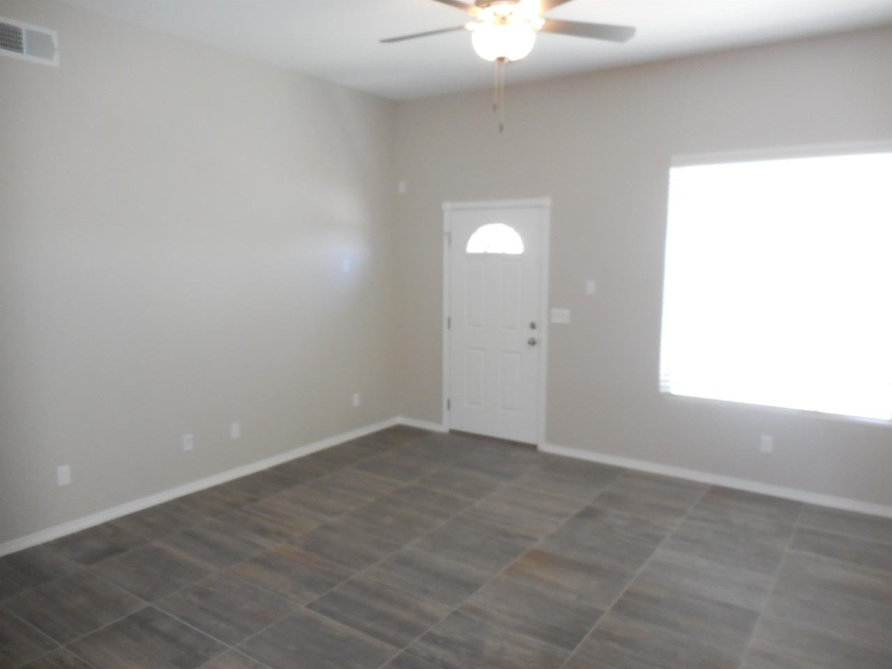 963 Aircoupe Way #1 - Photo 4 of 27