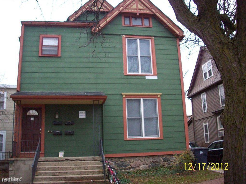 805 E Huron St - Photo 3 of 3