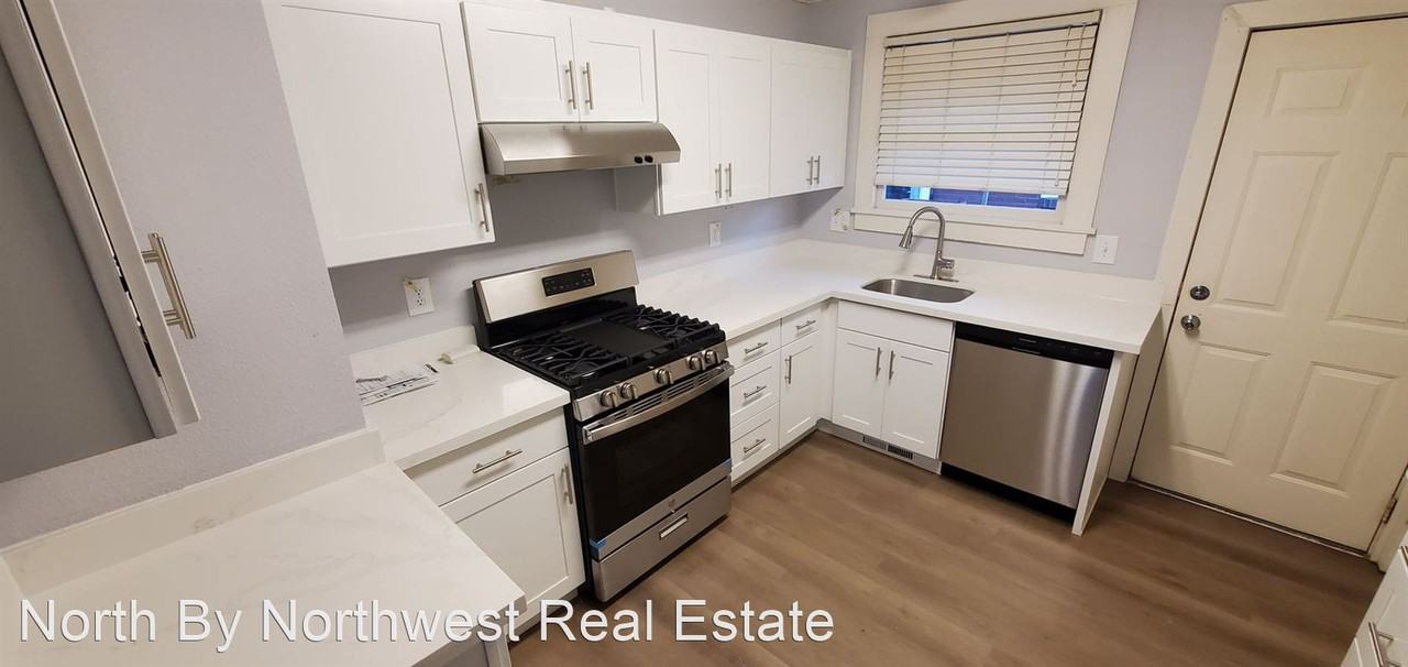 6807 Weedin Pl Ne - Photo 2 of 21