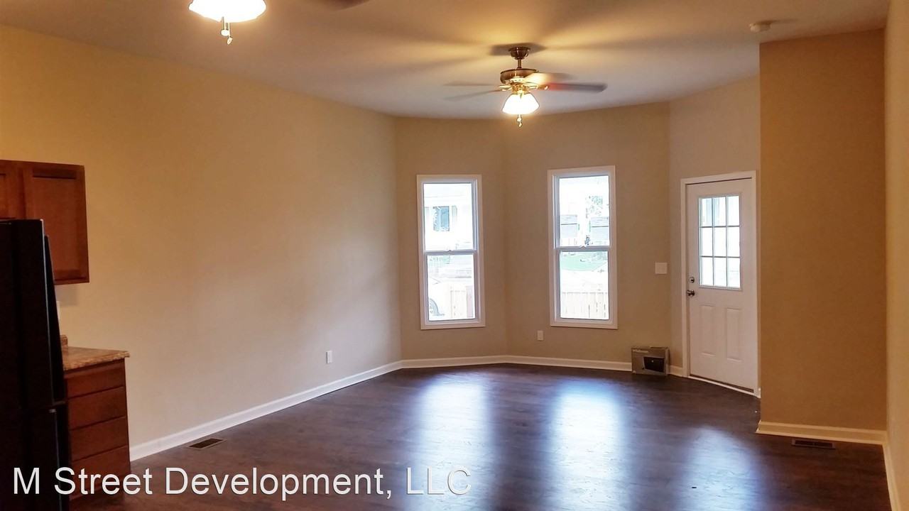 315 M St - Photo 3 of 12