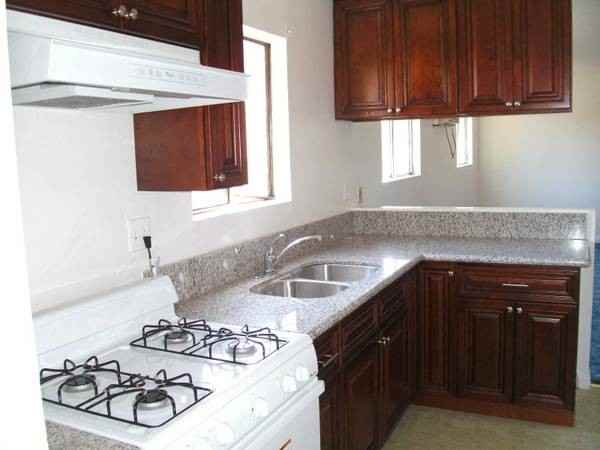 2921 N Coolidge Ave - Photo 2 of 4