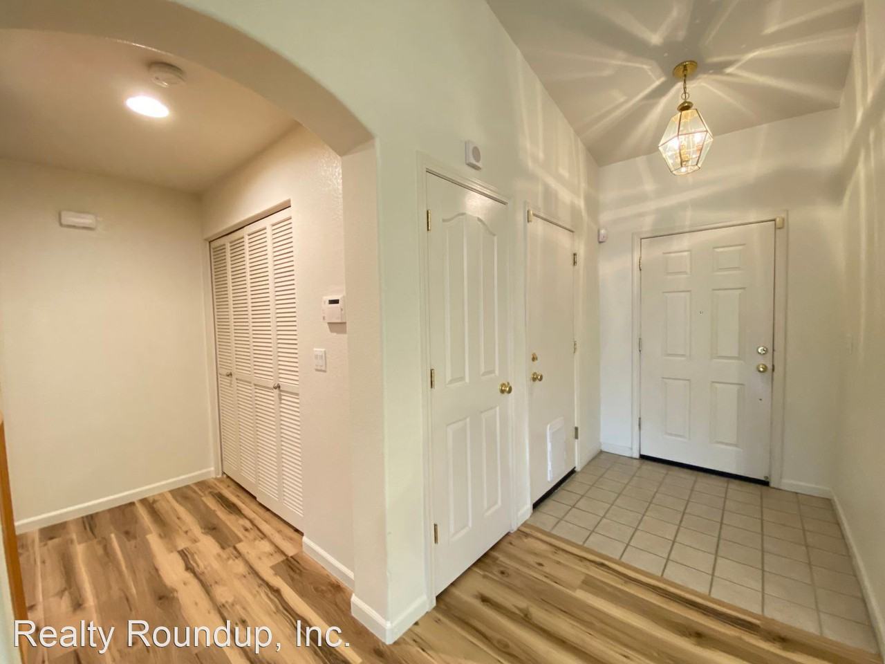 6312 Livorno Way - Photo 3 of 34